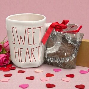NWT RAE DUNN Ceramic SWEET HEART Large Mug Cookie Cutter Red White Love